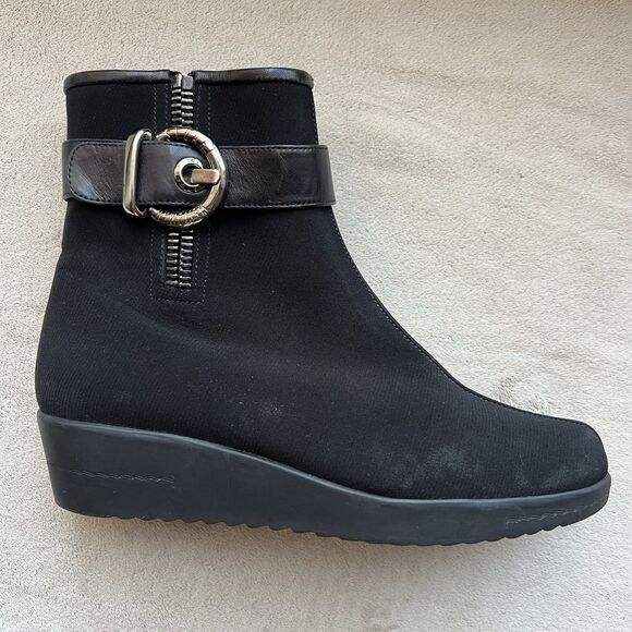Stuart Weitzman Black Suede Bootie Platform Wedge Women 7.5 M Buckle Zip